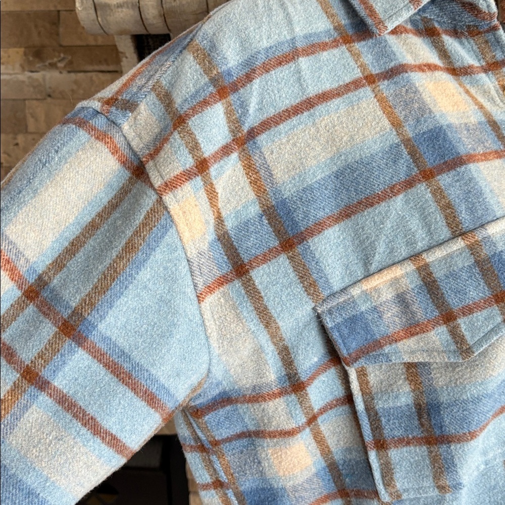 Ford Bronco shacket flannel blue brown cream flannel butterflies Bronco graphic - Picture 5 of 16